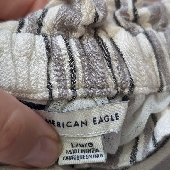 American Eagle paper bag high waisted shorts - Picture 7 of 8